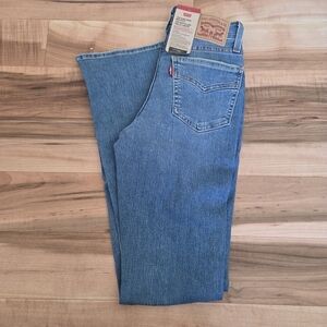Levi's Women's 725 High Rise Bootcut Jeans NWT